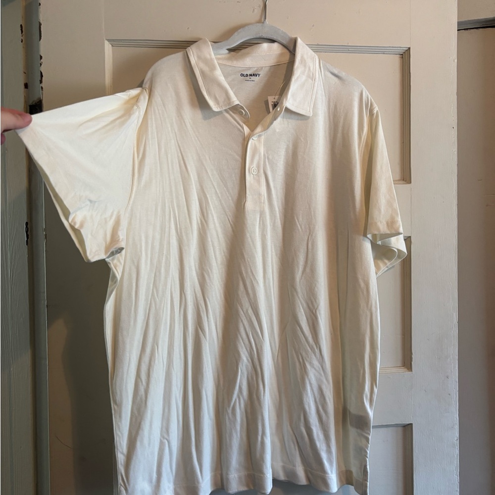 Old Navy Men's Off-White Polo Shirt